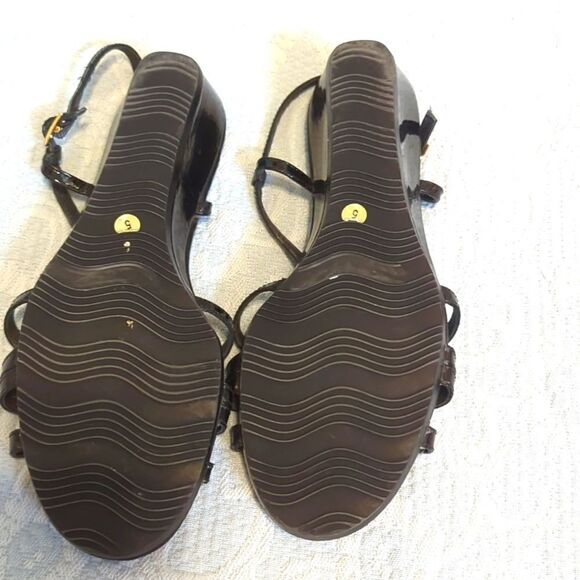 Amalfi Black Patent Leather Sandal with Three Graduated Rhinestones Size 5 - Picture 4 of 6